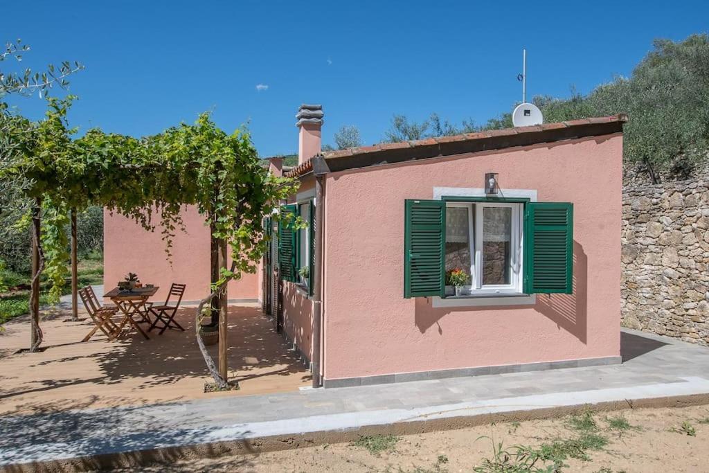 Casetta Di Monte Cucco Orco Feglino Exterior foto